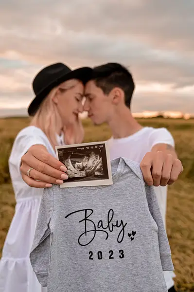 Těhotenské focení Karolína Bušinová - Fotografie č. 8