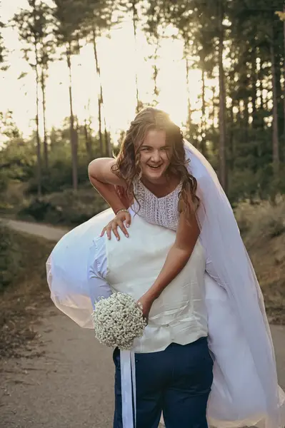 Svatební fotograf Karolína Bušinová - Fotografie č. 3