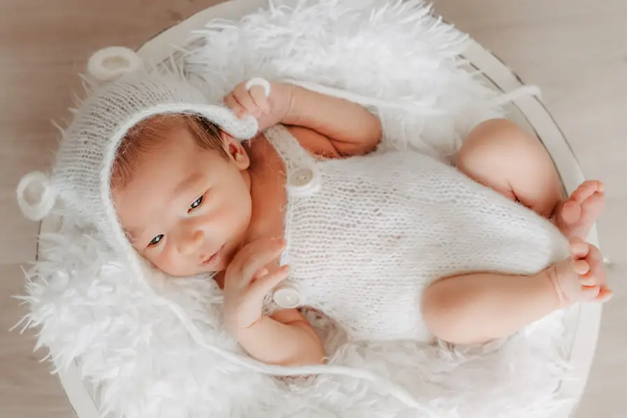 Newborn focení Veronika Guilds - Fotografie č. 9