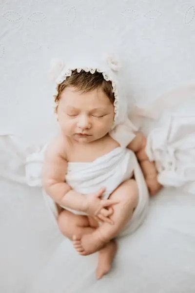 Newborn focení Hana Stránská - Fotografie č. 6