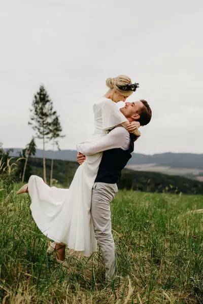Svatební fotograf - Fotografie č. 12