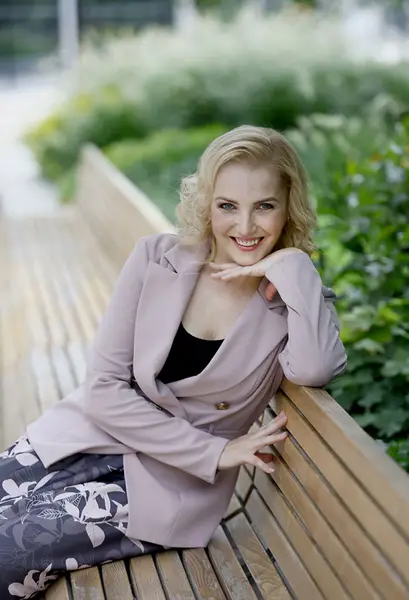 Ženský portrét Anna Polínek Vavríková - Fotografie č. 3