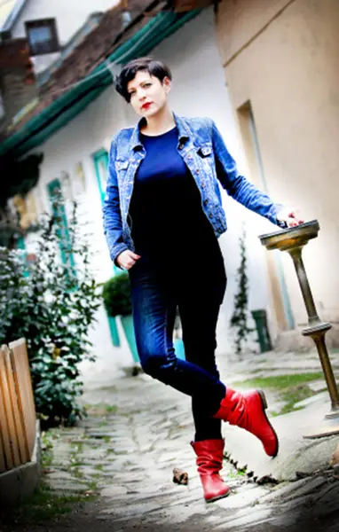 Ženský portrét Anna Polínek Vavríková - Fotografie č. 8