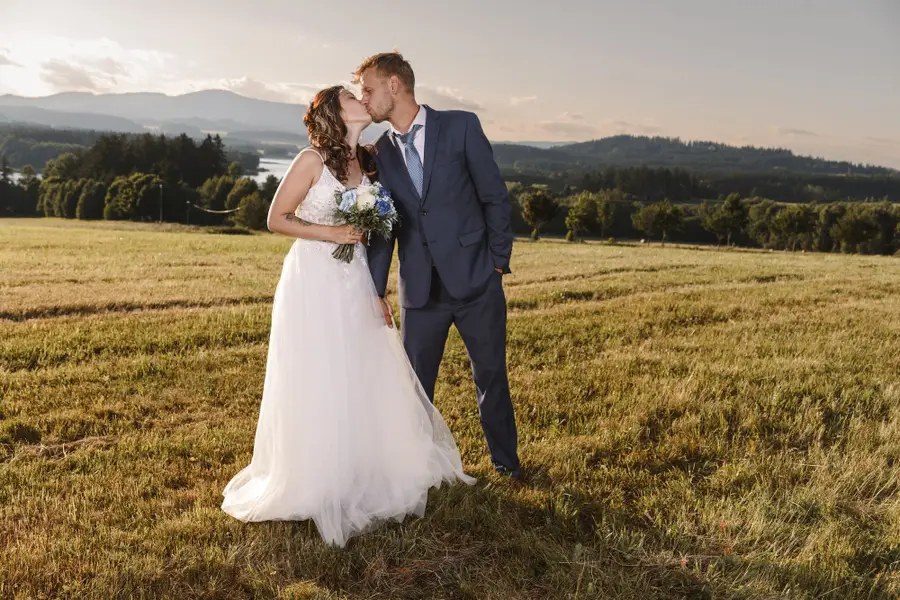 Svatební fotograf - Fotografie č. 12