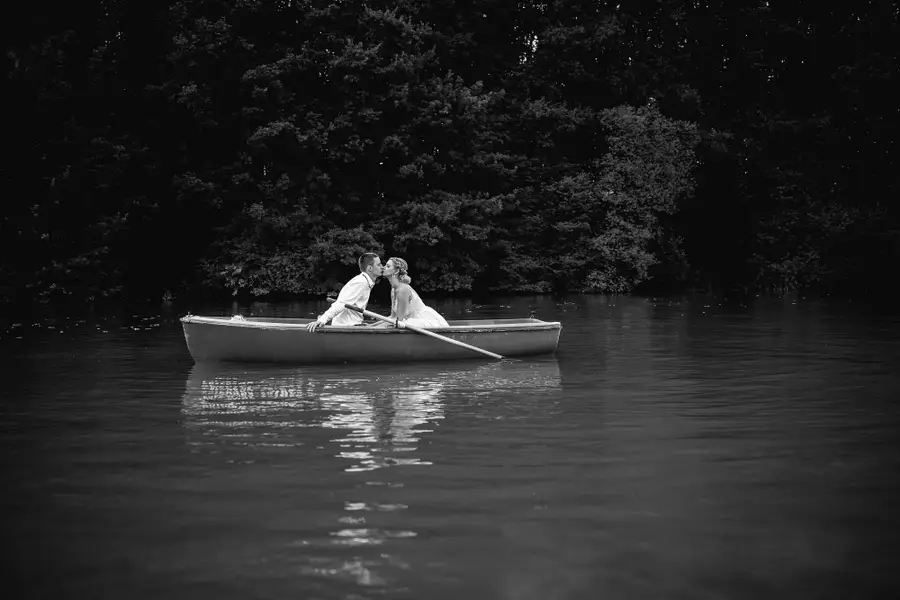 Svatební fotograf - Fotografie č. 23