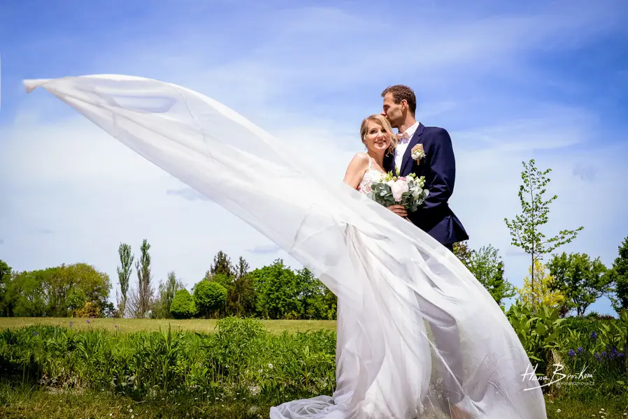 Svatební fotograf Hana Brožková - Fotografie č. 3