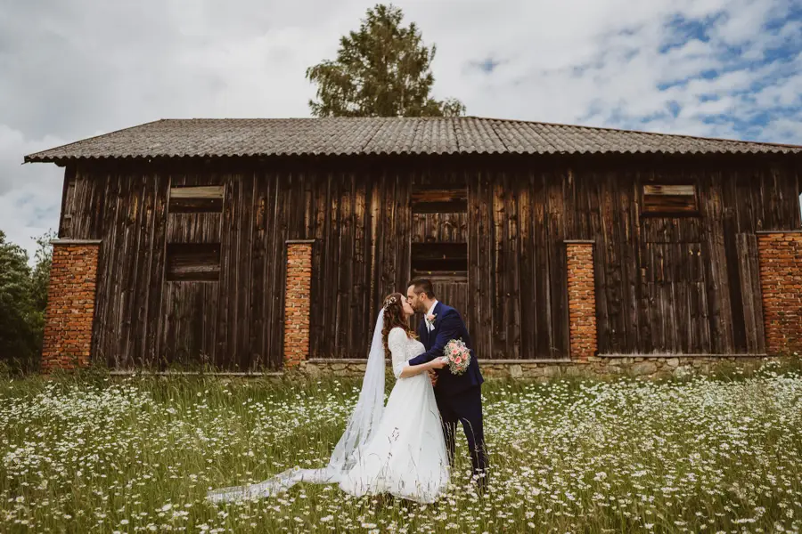 Svatební fotograf - Fotografie č. 17