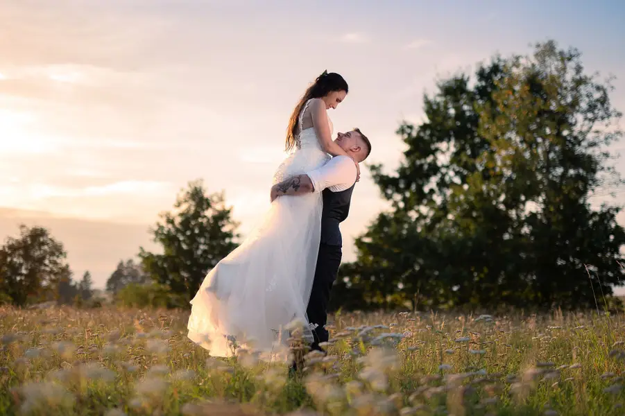 Svatební fotograf - Fotografie č. 23