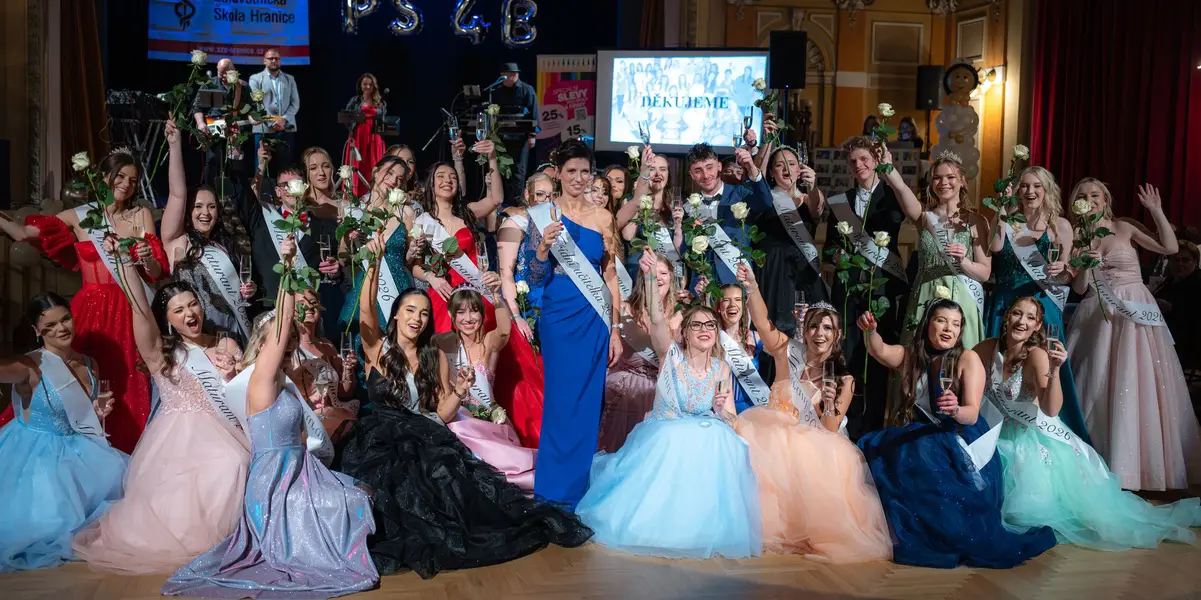 Focení maturitních plesů Petr Skopal - Fotografie č. 1