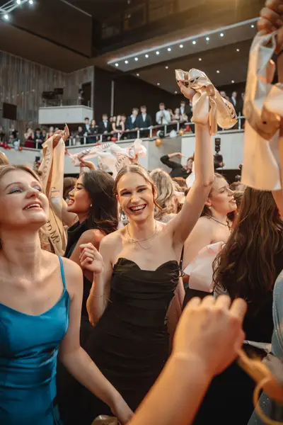 Focení maturitních plesů - Fotografie č. 8