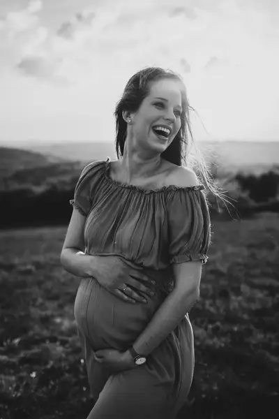 Těhotenské focení Miloš Mařík - Fotografie č. 8