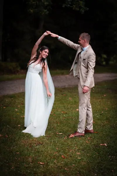 Svatební fotograf - Fotografie č. 25
