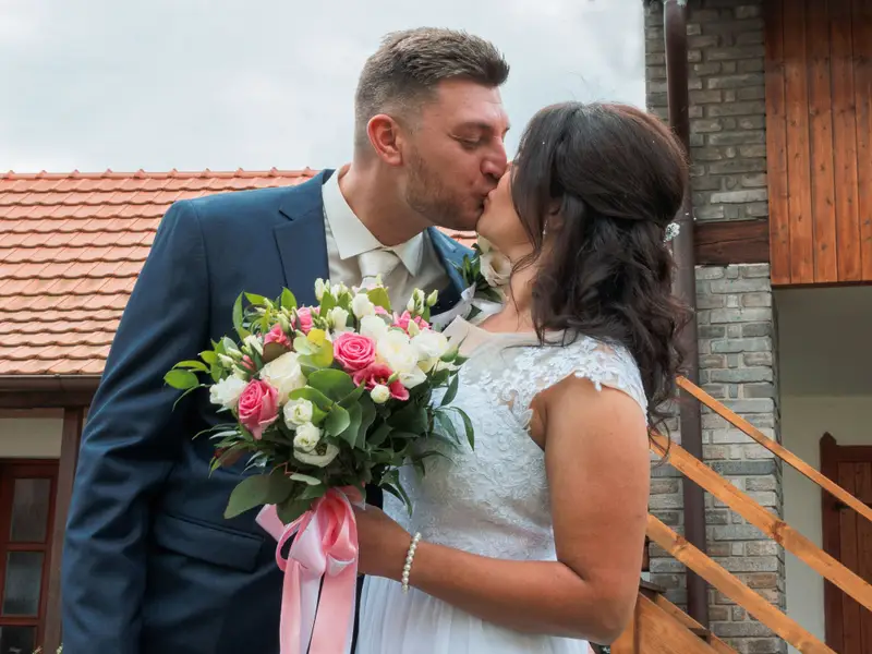 Svatební fotograf Filip Žahourek - Fotografie č. 9