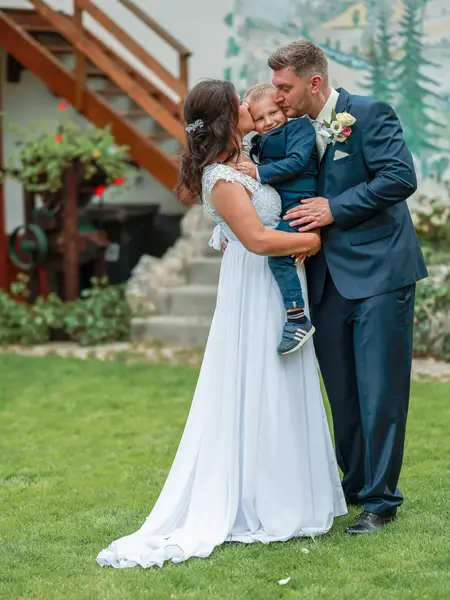 Svatební fotograf Filip Žahourek - Fotografie č. 10