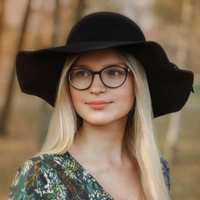 Karolína Hrdinová